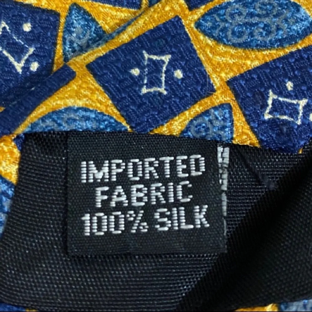Barrington gold blue